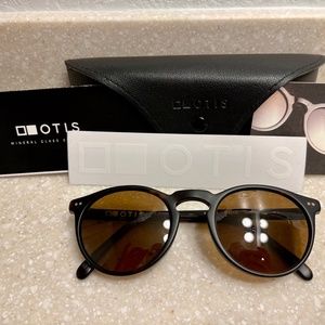 Otis Omar Matte Dark Tort / Brown / Non-Polar (Unisex)